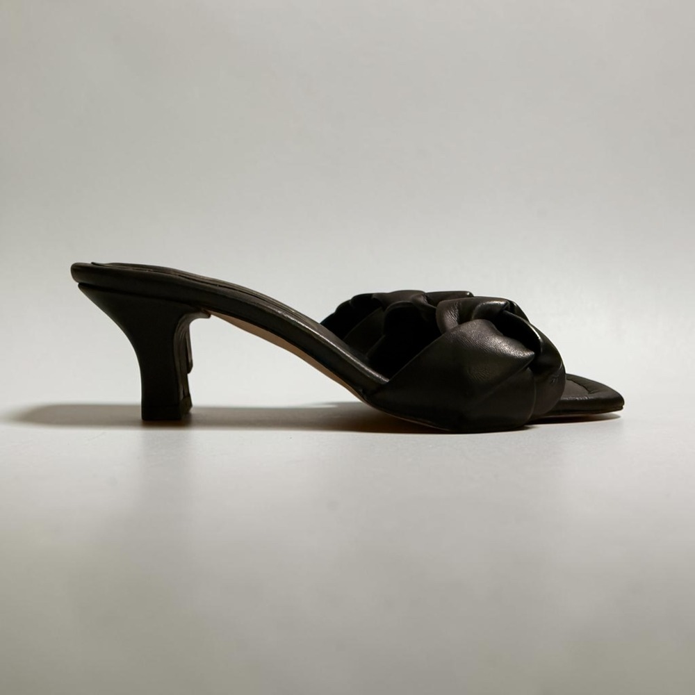 Michele Lopriore Milano Black Leather Braided Square Toe Kitten Heel Mules 39
